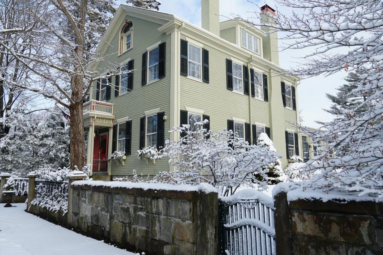 Delano Homestead Bed And Breakfast Fairhaven Exterior photo